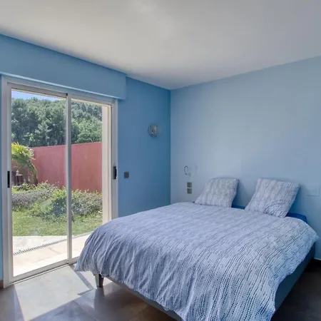 度假居 Beautiful House With Pool And Garden 奥利奥斯