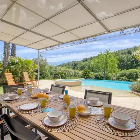 Beautiful House With Pool And Garden Vakantiehuis *